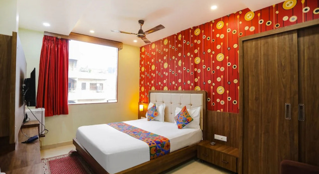 Номер Premium Fabhotel Prime Siddhant Palace