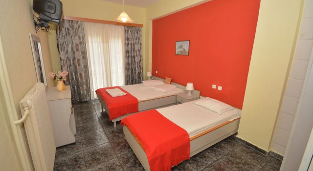 Семейные апартаменты с балконом Hotel Dias Apartment