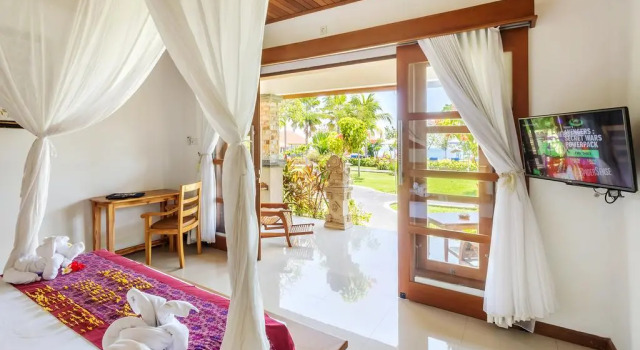 Номер Deluxe с видом на море Adi Assri Beach Resorts And Spa Pemuteran