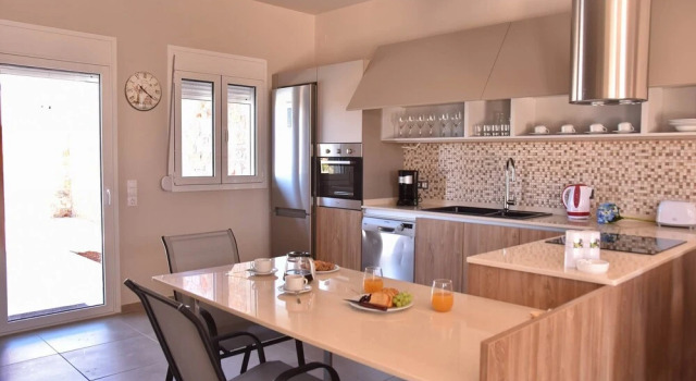 This 2 Bedroom Villa With its own Pool Perfect for a Vacation in Crete, Забронировать Вилла Отели East Crete 3 звезды, 3*