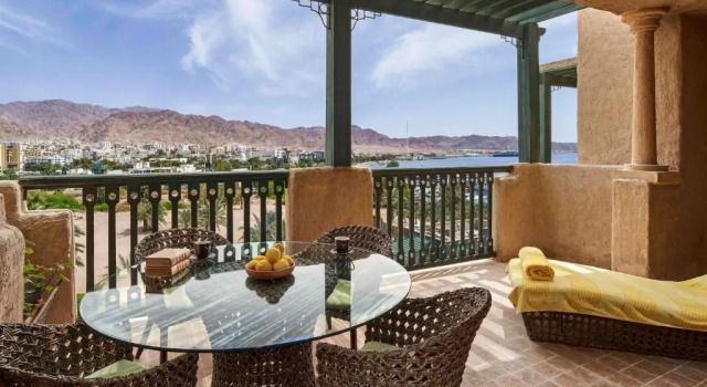 Двухместный номер Standard с 2 комнатами Mövenpick Resort & Residences Aqaba