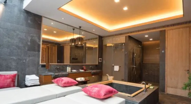 Люкс Premier Shenzhen OCT Gankeng Ancient Town Phoenix Hakka Hotel