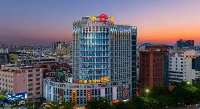 Yangjiang Zhongtai Hotel (Guangtai Mojiang Road), Rezervasyon Otel Guangdong otoparklı oteller, Otopark