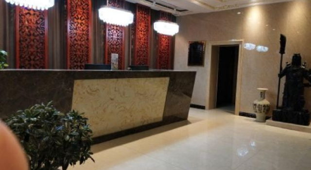 Xiwuqi Jinding Rongsheng Business Hotel, Buchen Sie Hotel Balgar Gol China