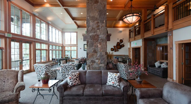 Grand Timber Lodge, Забронировать Апарт-отель Брекенридж Горнолыжный курорт Вейл