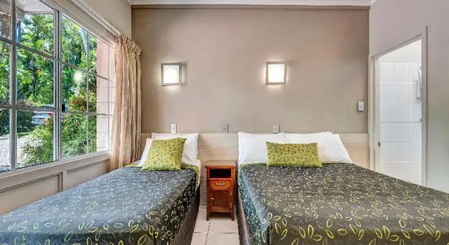 Трёхместный номер Standard City Oasis Inn Townsville, SureStay Collection by BW