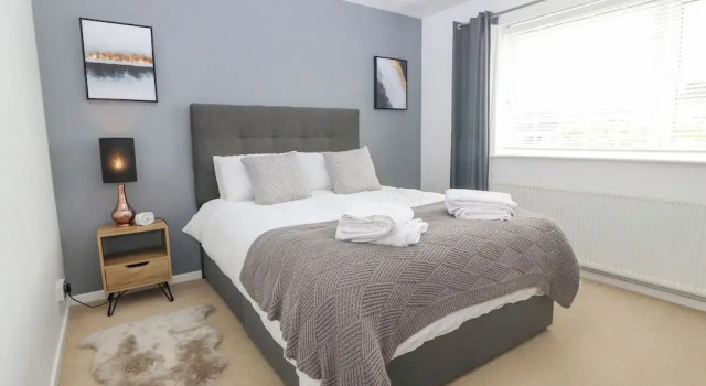 Cynefin, Book Feriehus Llangefni Anglesey