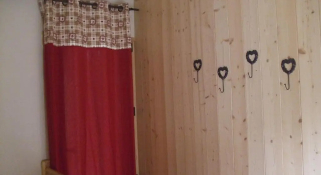 Chalet Montagne 11 P Grand Massif 100 M Telecabine, Забронировать Шале Виллы Овернь-Рона-Альпы, Вилла