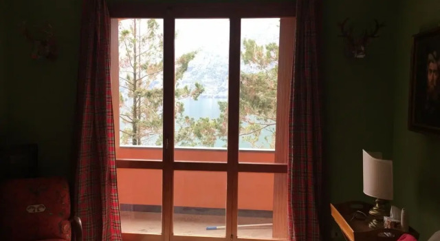 Swan's Nest Luxury Apartment on the Lake, Book Apartment Nesso Como