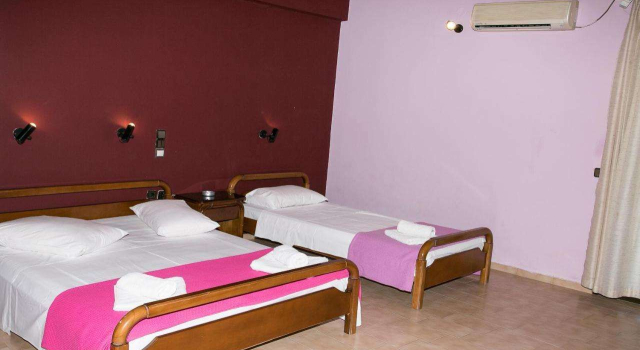Petania Hotel & Apartments