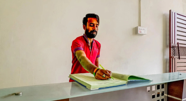 OYO 76423 Ashoka Hotel And Guest House