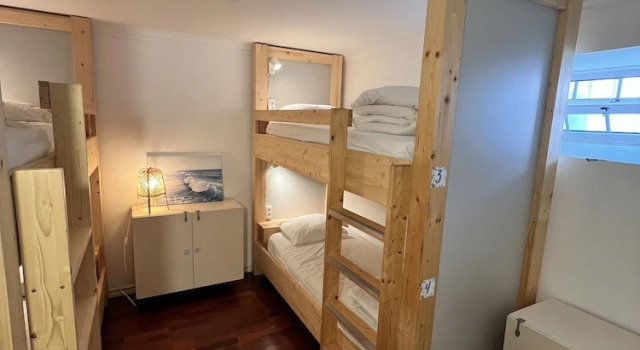 Кровать в общем номере (женский номер) Impact Beach House