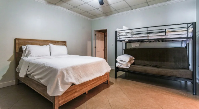 Overlooking The Marina At River Rocks Landing 1 Bedroom Condo, Reserva ahora Hotel Gadsden Alabama