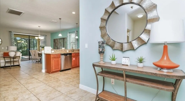 H1401 Brand New 5 Bedroom Next To Clubhouse Villa