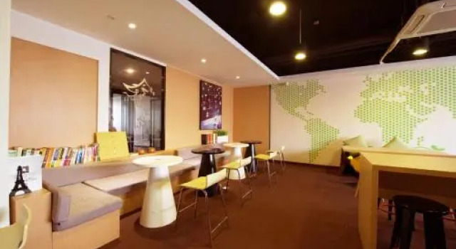 IU Hotel Chongqing Hechuan Walking Street, Buchen Sie Hotel Hechuan Chongqing