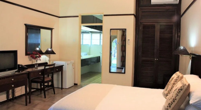 Syringa Lodge, Buchen Sie Hotel Selebi-Phikwe Zentral-Distrikt