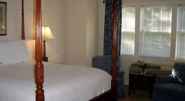 Номер Premium Carriage House Inn