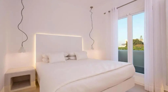 Полулюкс Art Hotel Santorini