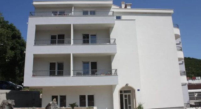 Apartments Bota, 预订 公寓 德尔韦尼克 Makarska Riviera