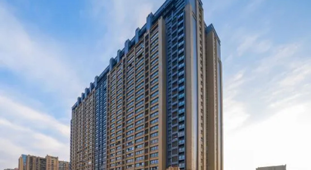 Jiujiang Jiulong Yunjing Hotel at 98 Flood Control Memorial Square, Balihu New District, Rezerwuj Hotel Jiujiang Jiangxi