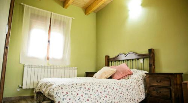 Apartamentos Rurales Las Carballedas, Book Hotel Hoteller i Castile and Leon med pool, Swimmingpool