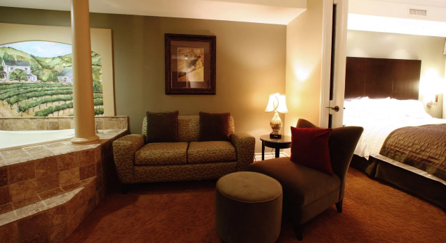 Люкс Bellasera Hotel & Suites Paso Robles, Tapestry by Hilton