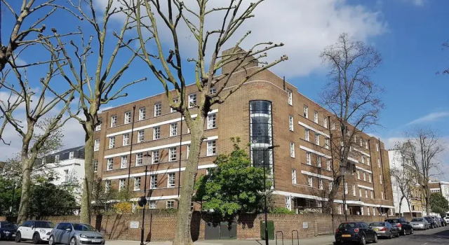 Bowden Court, Забронировать Хостел Кенсингтон и Челси Лондон, рядом с Рынок Acklam Village