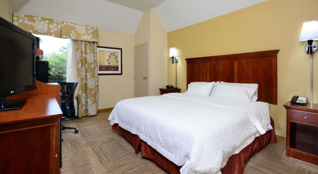 Двухместный номер Standard Hampton Inn Raleigh Capital Blvd North