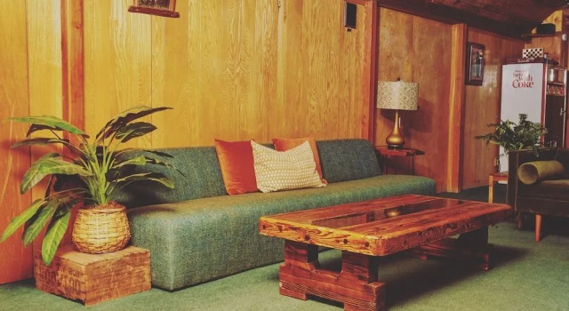 Oak Knoll Lodge, Забронировать Отель Биг-Бэр-Лейк San Bernardino Mountains, рядом с Big Bear Queen Lake Tours