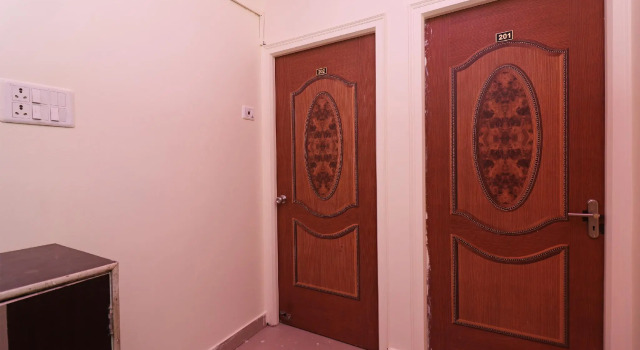 OYO 37116 Hotel Singh Palace, Rezervovat Hotel Darbhanga Bihar