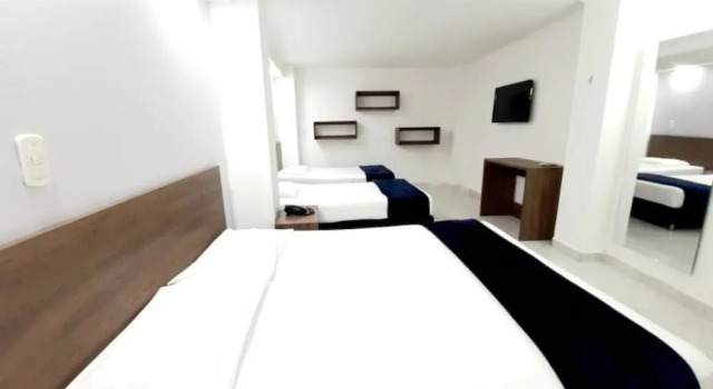 Hotel Santorini la 70, Забронировать Отель Отели в центре Медельин, в центре