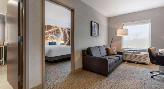 Двухместный люкс c 1 комнатой Cambria Hotel West Orange
