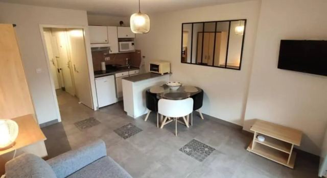 Студия Studio meublé à 2 minutes à pied de la plage.