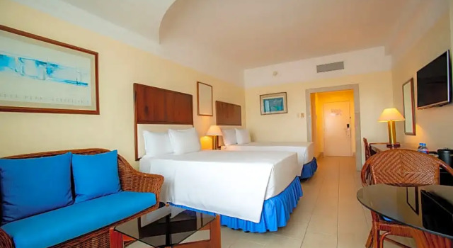 Номер Superior с видом на город Hotel Colon Salinas