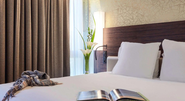 Двухместный номер Superior Mercure Paris Arc de Triomphe Etoile
