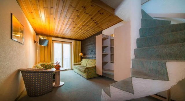 Семейный номер Standard с балконом Relais Bayard