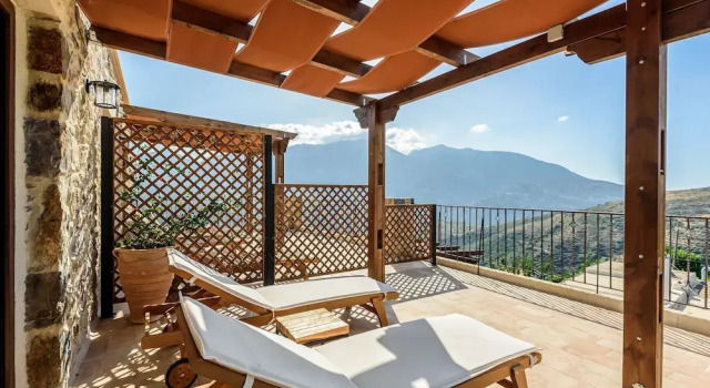 Студия Minos Country Living Apartments