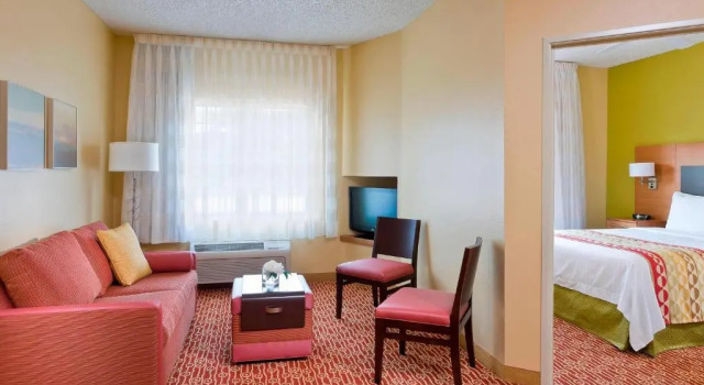 Двухместный люкс c 1 комнатой Candlewood Suites Bedford - Fort Worth by IHG