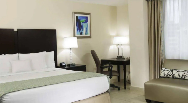 DoubleTree By Hilton Hotel Panamá City – El Carmen, Rezervovat Hotel Bella Vista Panamá