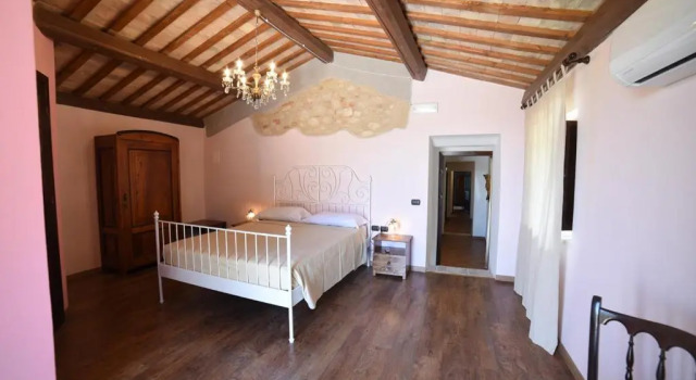 Люкс Deluxe Agriturismo " La Valle degli Ulivi"