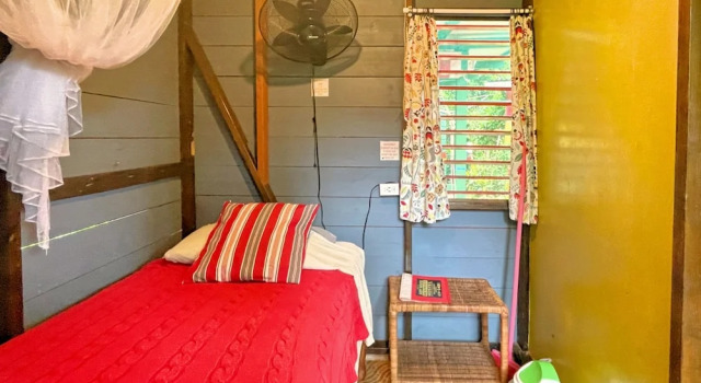 Номер Economy Judy House Cottages and Rooms