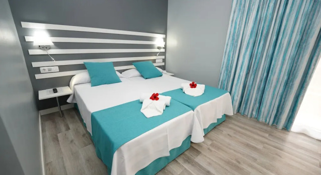 Студия с балконом Apartamentos RF Bambi Adults Only