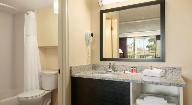 Двухместный номер Days Inn by Wyndham Clearwater/Central