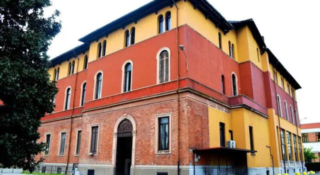 Casa Per Ferie Achille Ricci, Book Hotel Hotels in Bresso with Parking, Parking