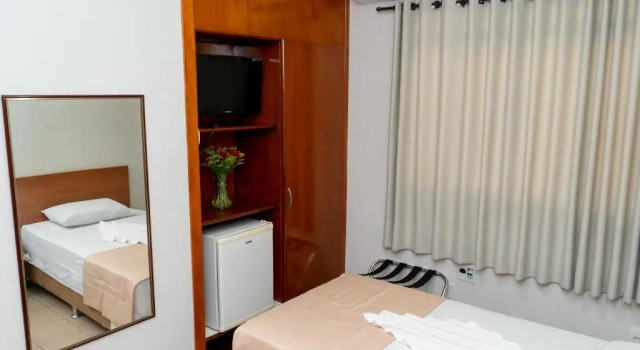 Трёхместный номер Standard Bandeirantes Hotel