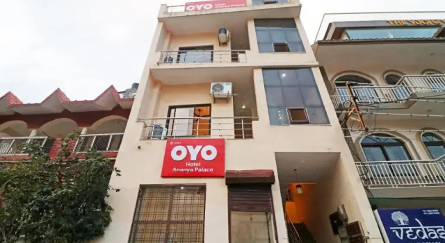 Hotel Ananya Palace by OYO Rooms, Rezervovat Hotel Rišikéš Uttarakhand