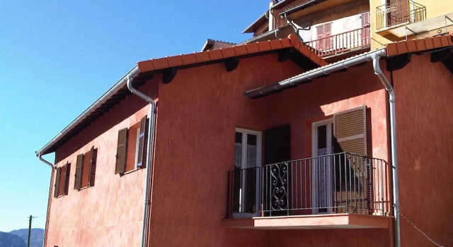 La Maison Rose by Gites de France, Забронировать Отель Ла-Боллен-Везюби Национальный парк Меркантур