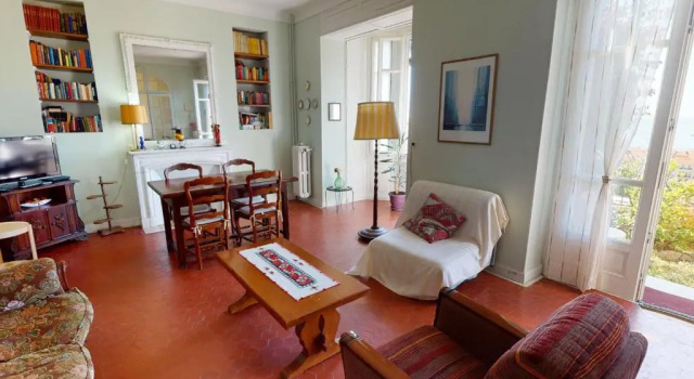 Appartement Menton, 3 pièces, 6 personnes - FR-1-196-304, Забронировать Апартаменты/квартира Отели Ментон с парковкой, Парковка