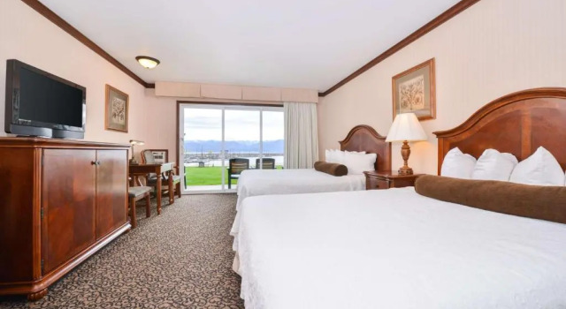 Четырёхместный номер Standard Цокольный этаж Best Western Edgewater Resort