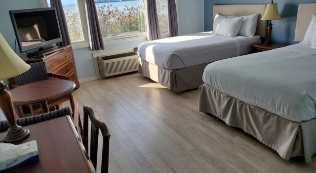 Четырёхместный номер Standard рядом с пляжем Carolyn Beach Inn